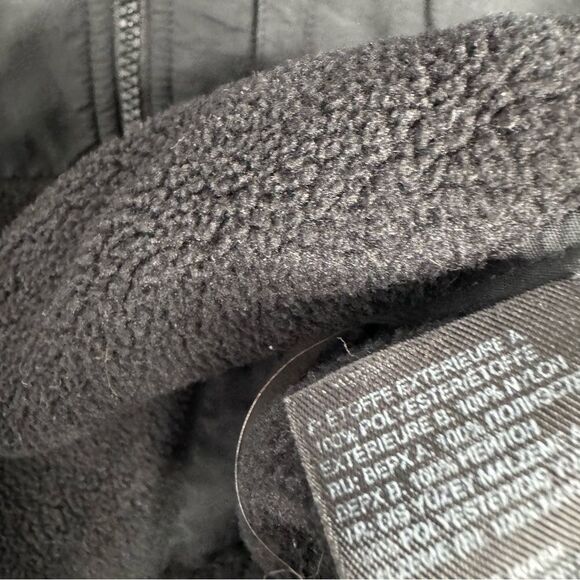 The North Face zip up jacket women’s size medium - Picture 5 of 6